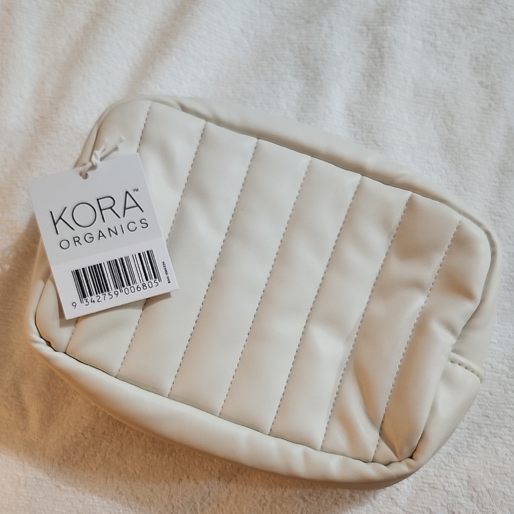 NWT Kora Organics Skincare/Makeup Bag